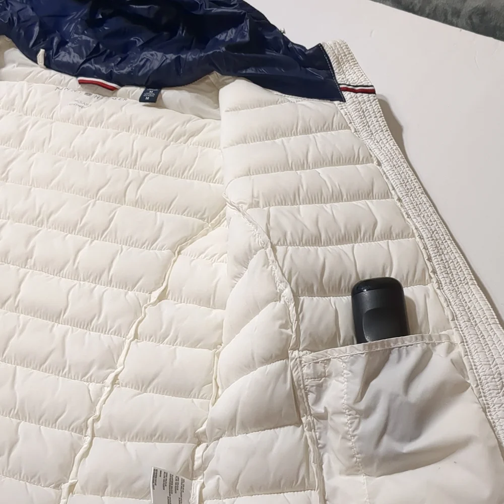 Tommy Hilfiger, packable lightweight hooded puffer jacket women M - Picture 6 of 14